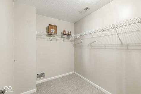 5527 Bruce Boulevard Noblesville IN 46062