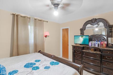 157 E Hill Valley Drive Indianapolis IN 46227