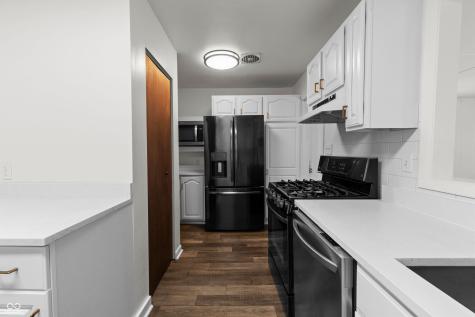 6503 Cambridge Lane Indianapolis IN 46220