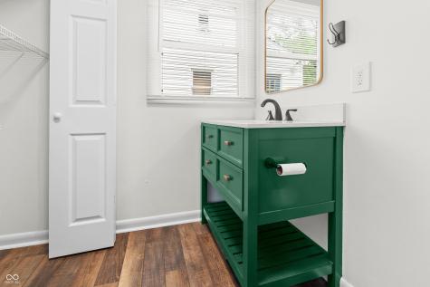 6503 Cambridge Lane Indianapolis IN 46220