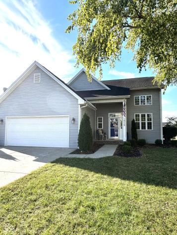 1959 St James Place Columbus IN 47201