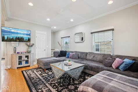 142 S 4th Avenue Beech Grove IN 46107