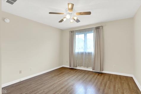 6449 Peak Place Indianapolis IN 46214