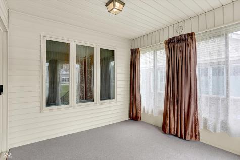 6449 Peak Place Indianapolis IN 46214
