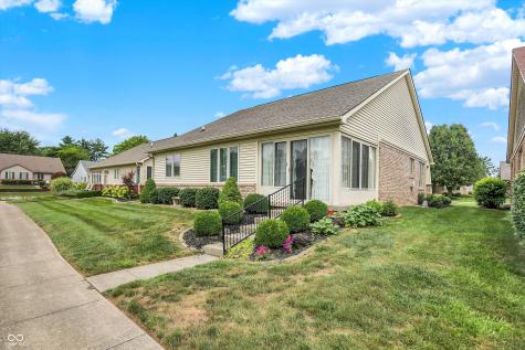 6449 Peak Place Indianapolis IN 46214