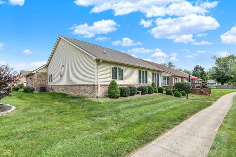 6449 Peak Place Indianapolis IN 46214