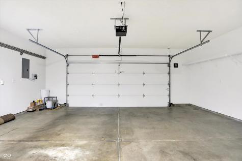 6449 Peak Place Indianapolis IN 46214