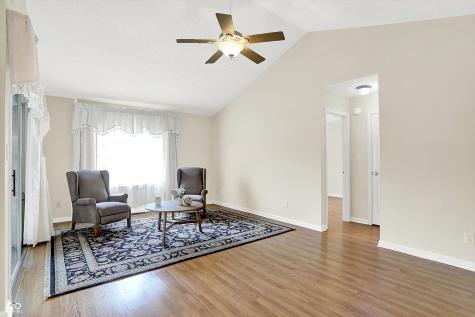 6449 Peak Place Indianapolis IN 46214
