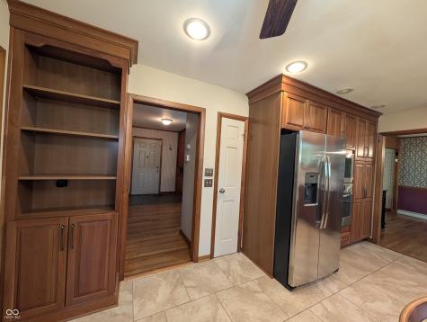2316 W 66th Street Indianapolis IN 46260