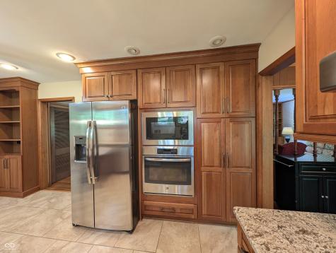 2316 W 66th Street Indianapolis IN 46260