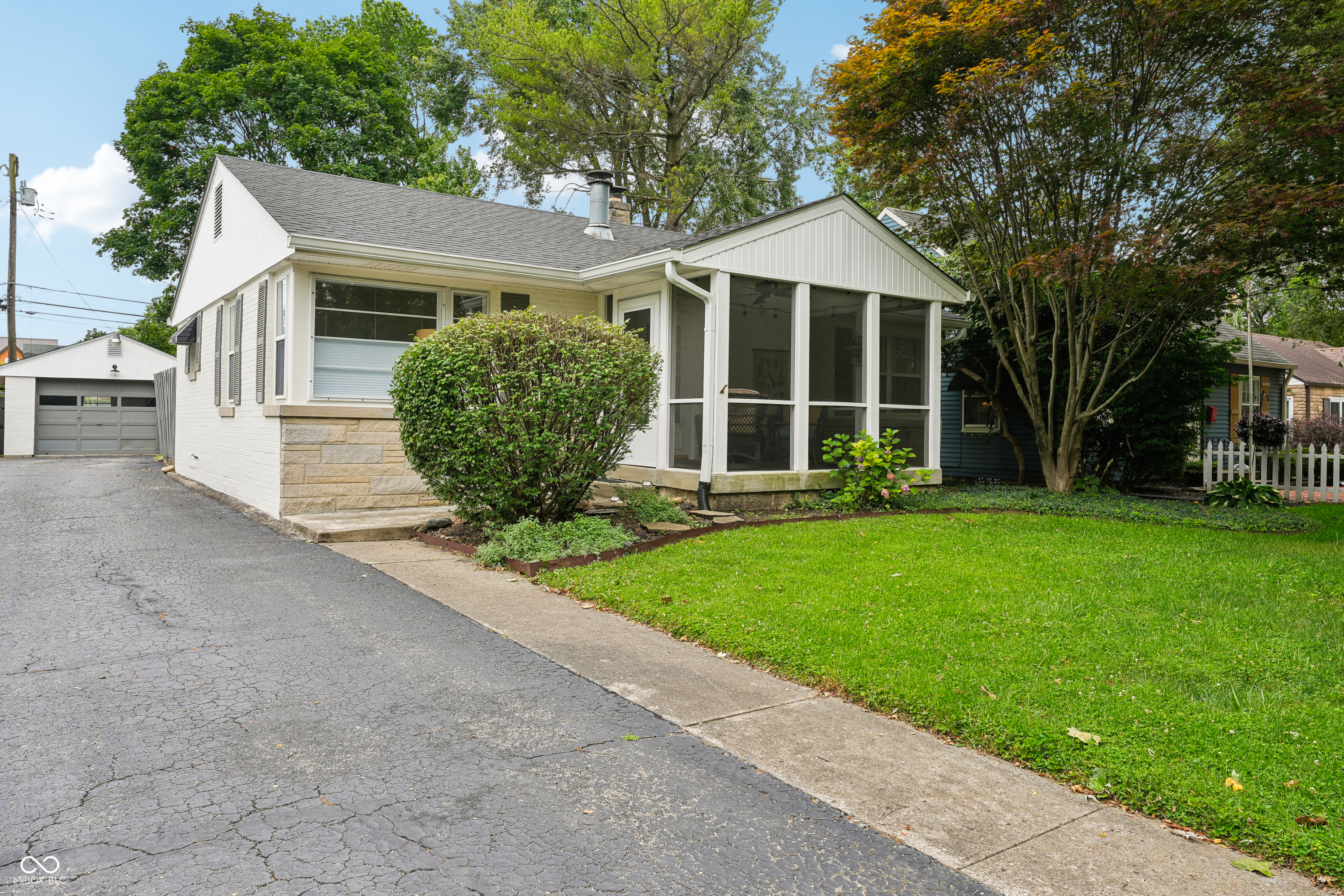 2615 Northview Avenue Indianapolis IN 46220