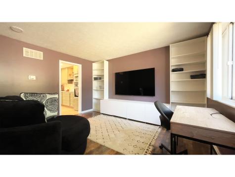 5627 Hill Rise Drive Indianapolis IN 46237