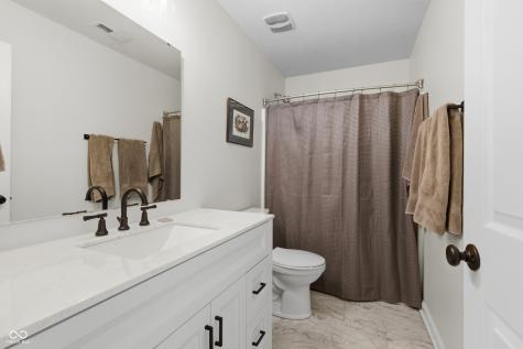19338 Links Lane Noblesville IN 46062