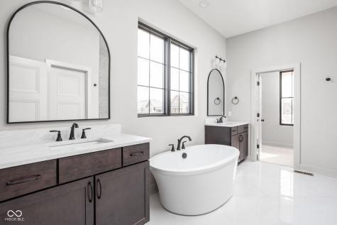 16956 Tractive Drive Westfield IN 46074