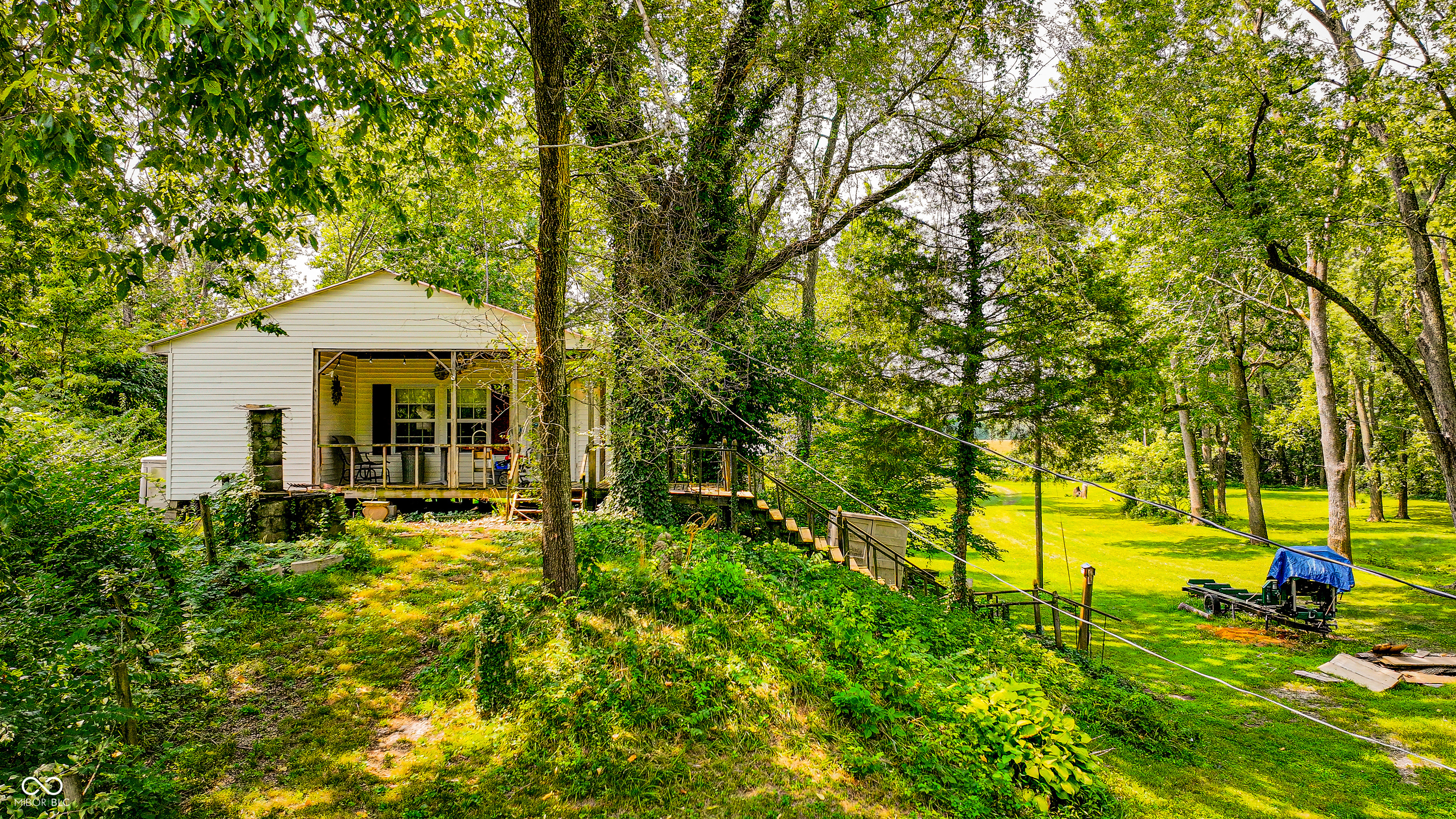 1283 Jonesville Road Columbus IN 47201