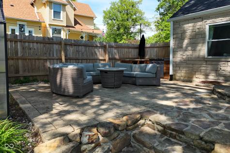 426 Avon Avenue Plainfield IN 46168