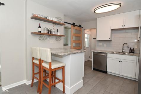 426 Avon Avenue Plainfield IN 46168