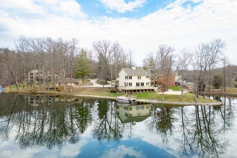 2001 E Ely Court Martinsville IN 46151