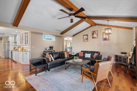 7802 Warbler Way Indianapolis IN 46256
