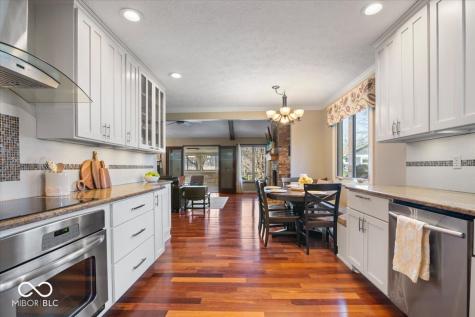 7802 Warbler Way Indianapolis IN 46256