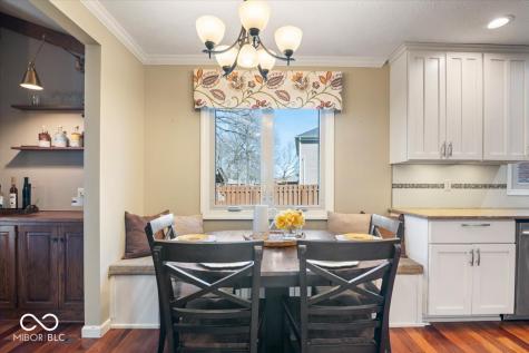 7802 Warbler Way Indianapolis IN 46256