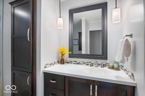 7802 Warbler Way Indianapolis IN 46256
