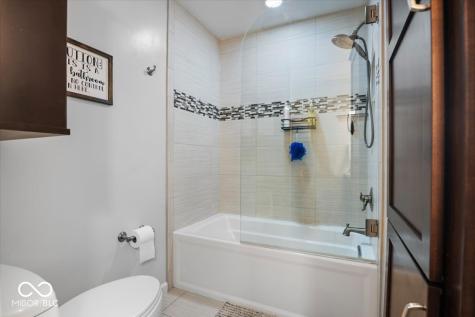 7802 Warbler Way Indianapolis IN 46256