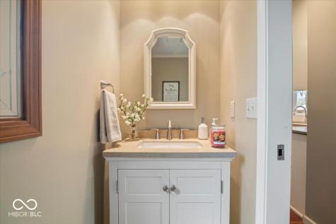 7802 Warbler Way Indianapolis IN 46256