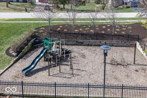 7802 Warbler Way Indianapolis IN 46256