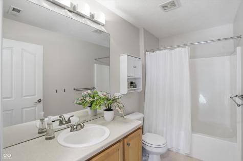 341 Orland Overlook Westfield IN 46074