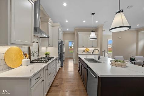 14980 Oak Hollow Lane E Carmel IN 46033