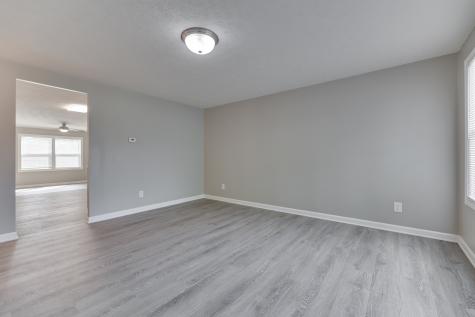 921 Sweetbriar Avenue Whiteland IN 46184