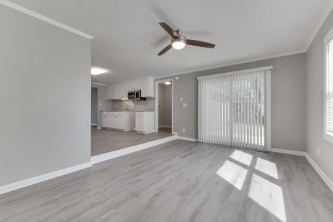 921 Sweetbriar Avenue Whiteland IN 46184