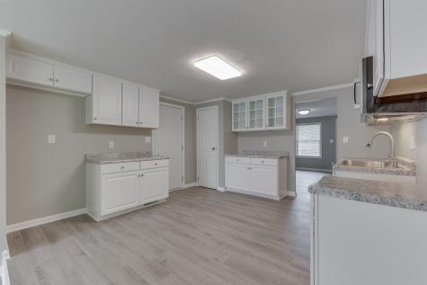921 Sweetbriar Avenue Whiteland IN 46184