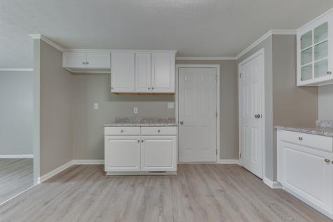 921 Sweetbriar Avenue Whiteland IN 46184