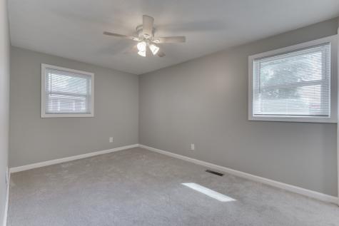 921 Sweetbriar Avenue Whiteland IN 46184