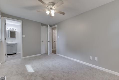 921 Sweetbriar Avenue Whiteland IN 46184