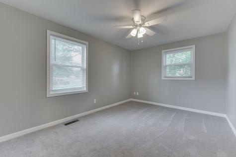 921 Sweetbriar Avenue Whiteland IN 46184