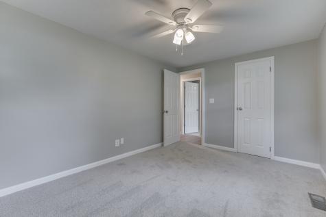 921 Sweetbriar Avenue Whiteland IN 46184