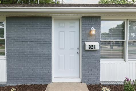 921 Sweetbriar Avenue Whiteland IN 46184