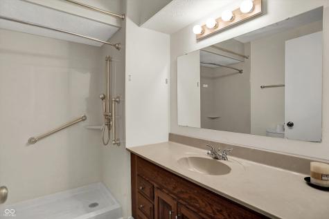 6706 Balmoral Road Indianapolis IN 46241