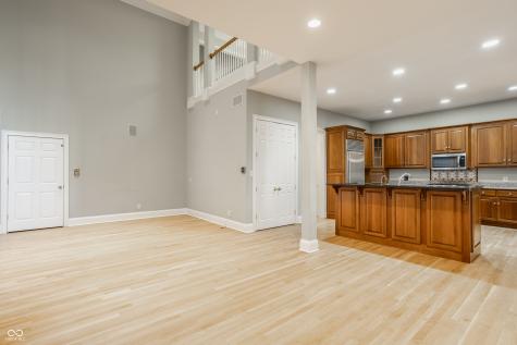 438 E Vermont Street Indianapolis IN 46202