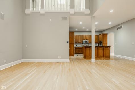 438 E Vermont Street Indianapolis IN 46202
