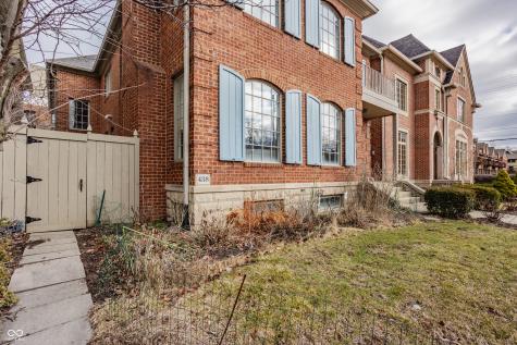 438 E Vermont Street Indianapolis IN 46202