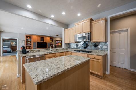 16179 Oliver Street Fishers IN 46037