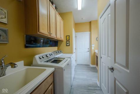 16179 Oliver Street Fishers IN 46037