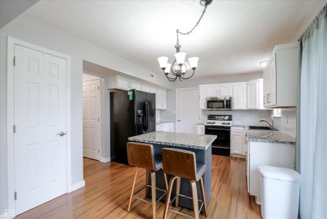 11 Daniel Circle Brownsburg IN 46112