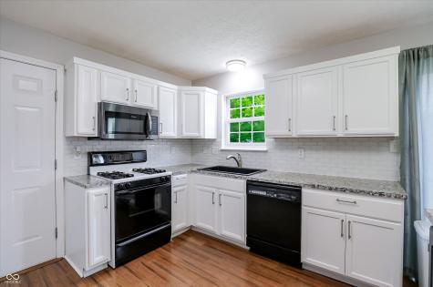 11 Daniel Circle Brownsburg IN 46112