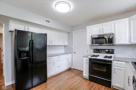 11 Daniel Circle Brownsburg IN 46112