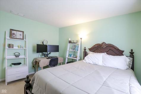 11 Daniel Circle Brownsburg IN 46112